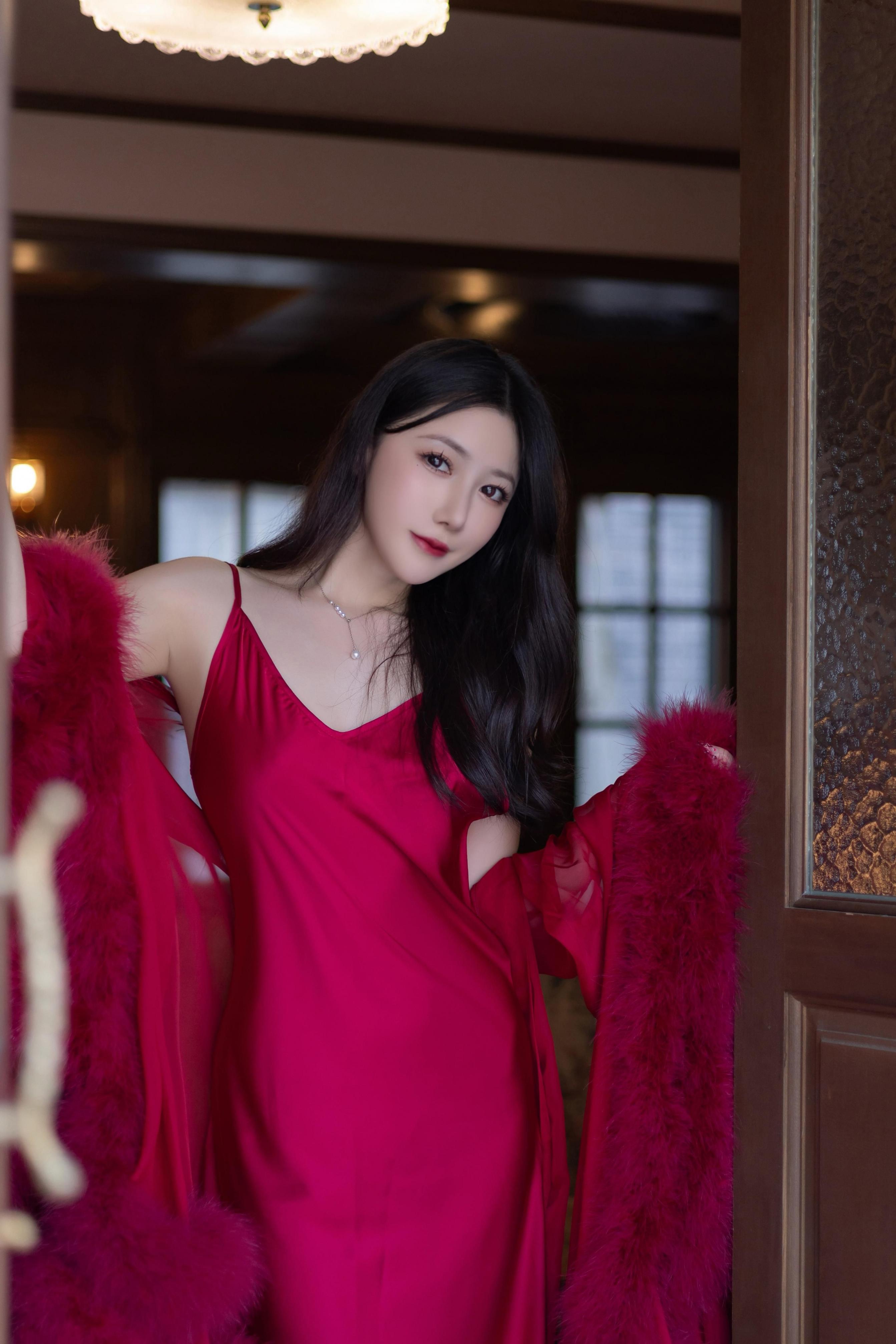 秀人网人气女神鱼子酱 - 玫瑰会枯萎，但浪漫不会