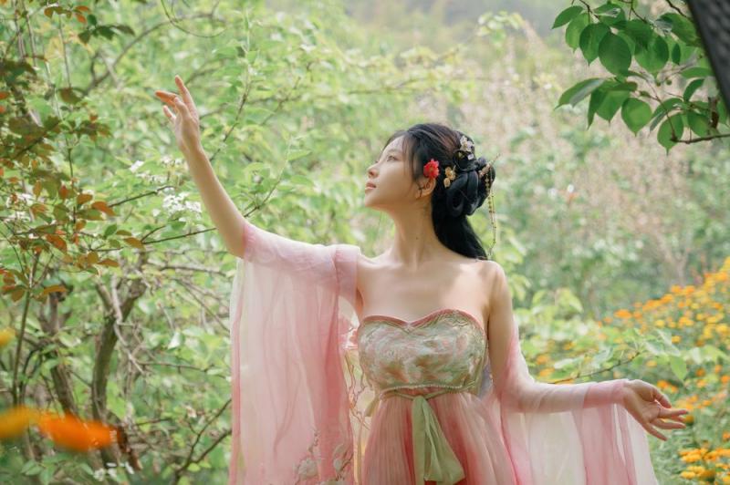 极品美乳古装妹子 20250724