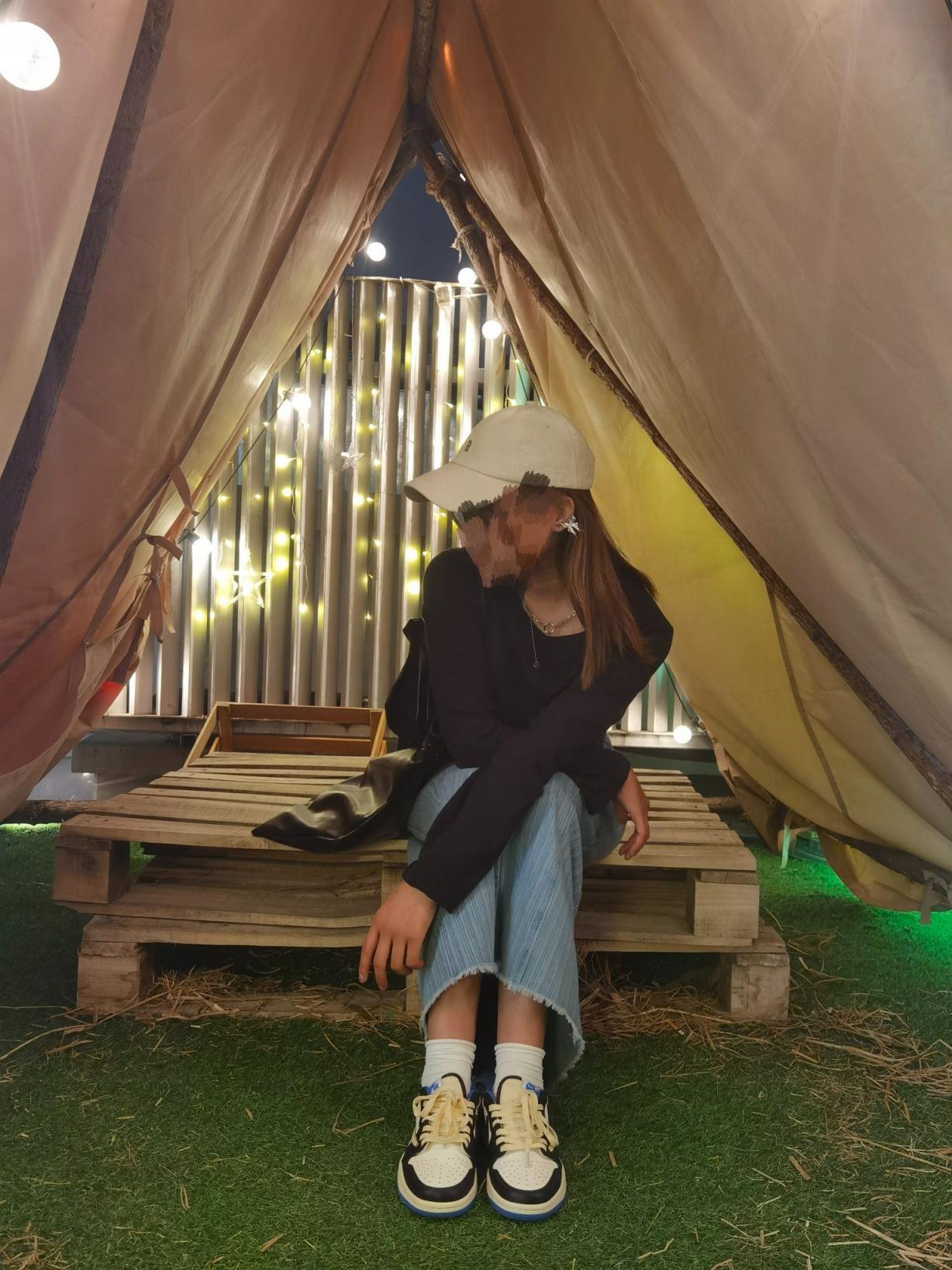 爱露出的女孩 20250724