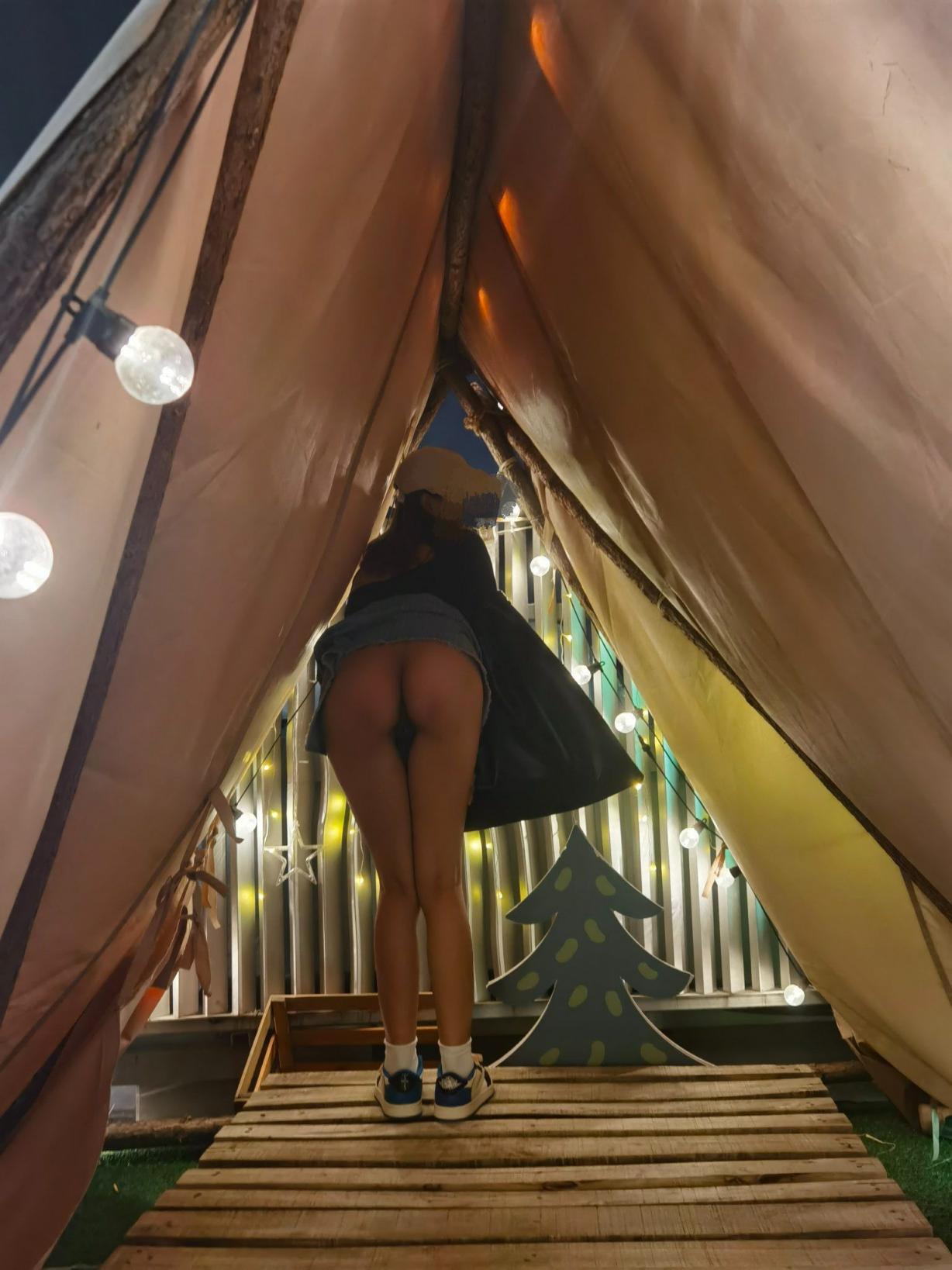 爱露出的女孩 20250724