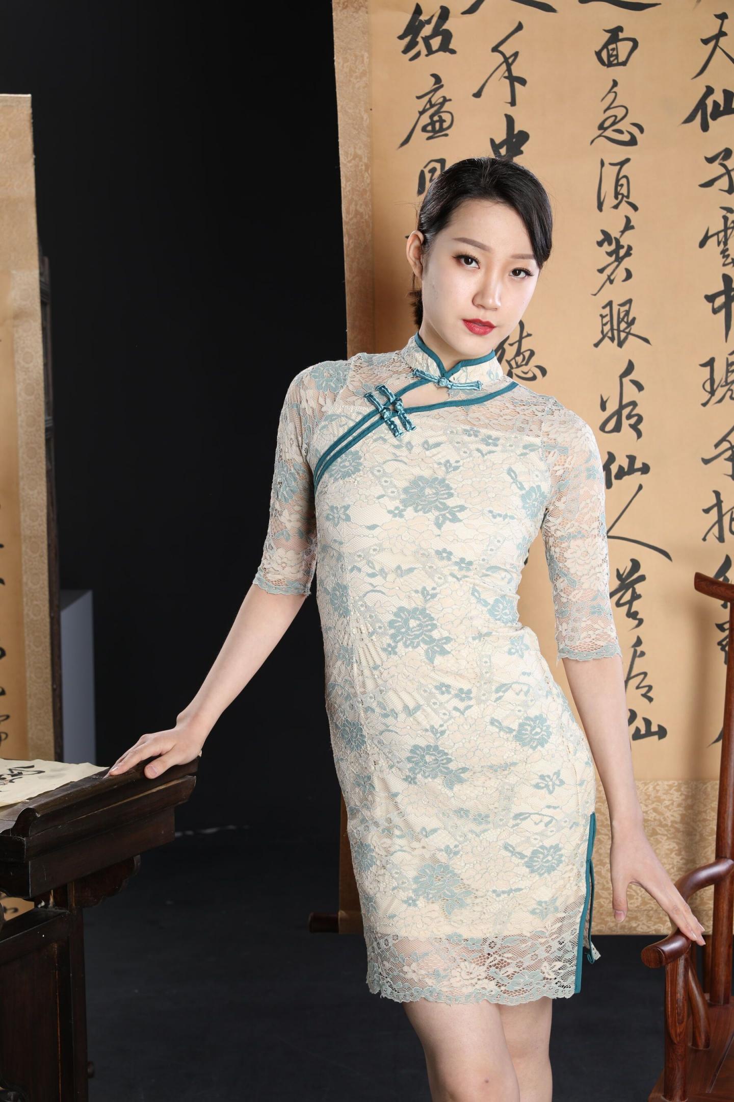 甚是美妙的极品旗袍小姐姐