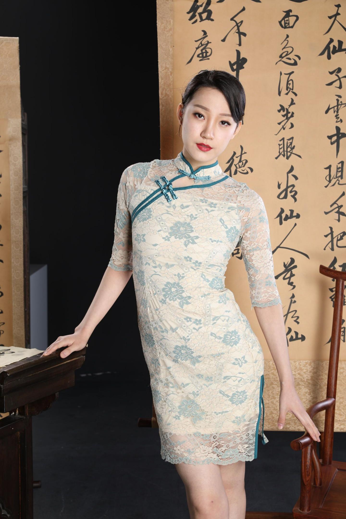 甚是美妙的极品旗袍小姐姐