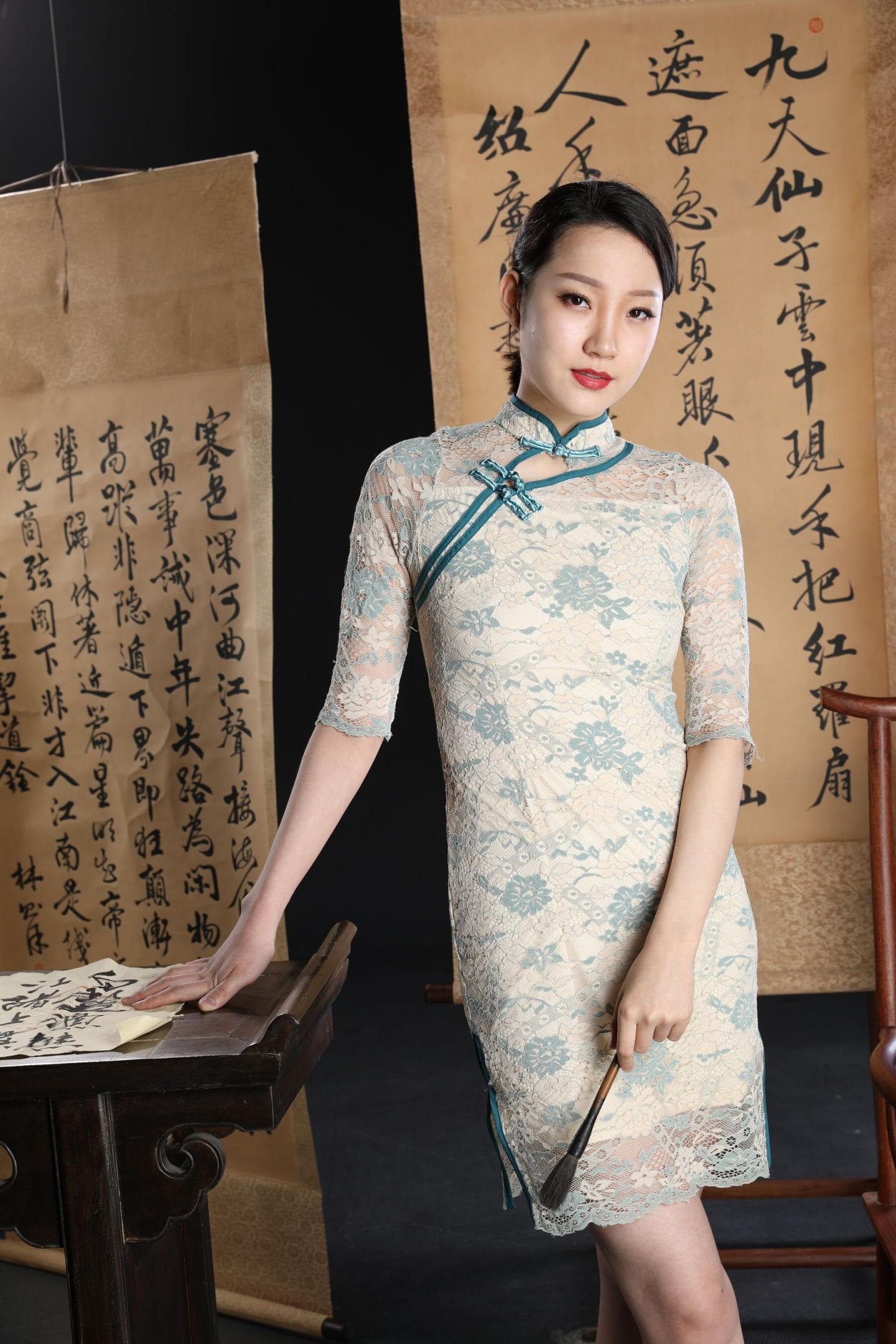 甚是美妙的极品旗袍小姐姐