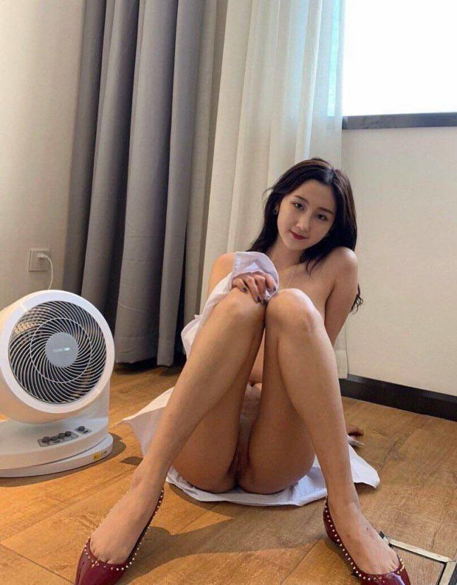 搜集的妹子图片-逼脸同框