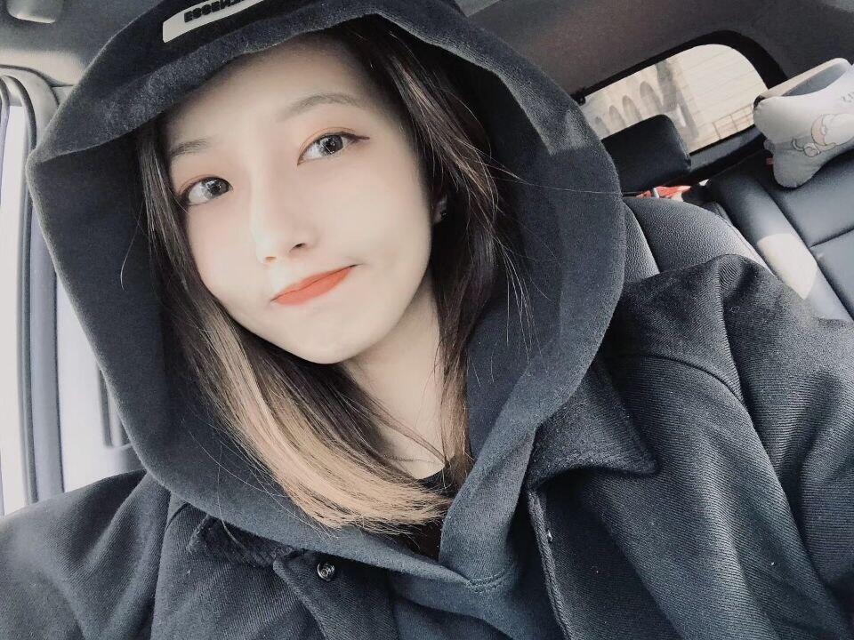 [反差女神]人前女神VS反差母狗 2025072801