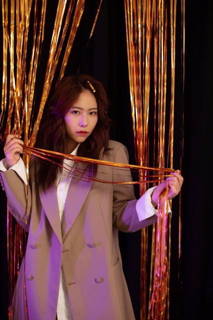 [反差女神]人前女神VS反差母狗 2025072801