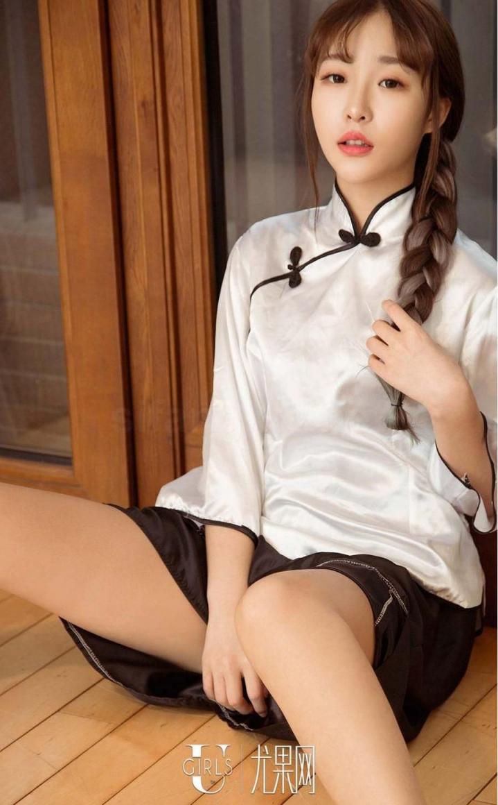 嫩模含含 20250728