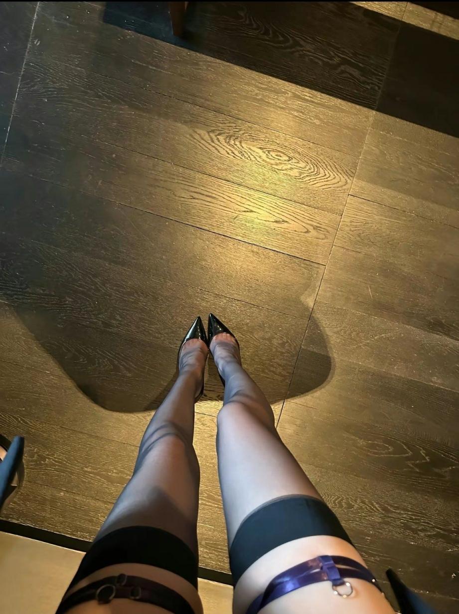 搜集的妹子图片-美腿