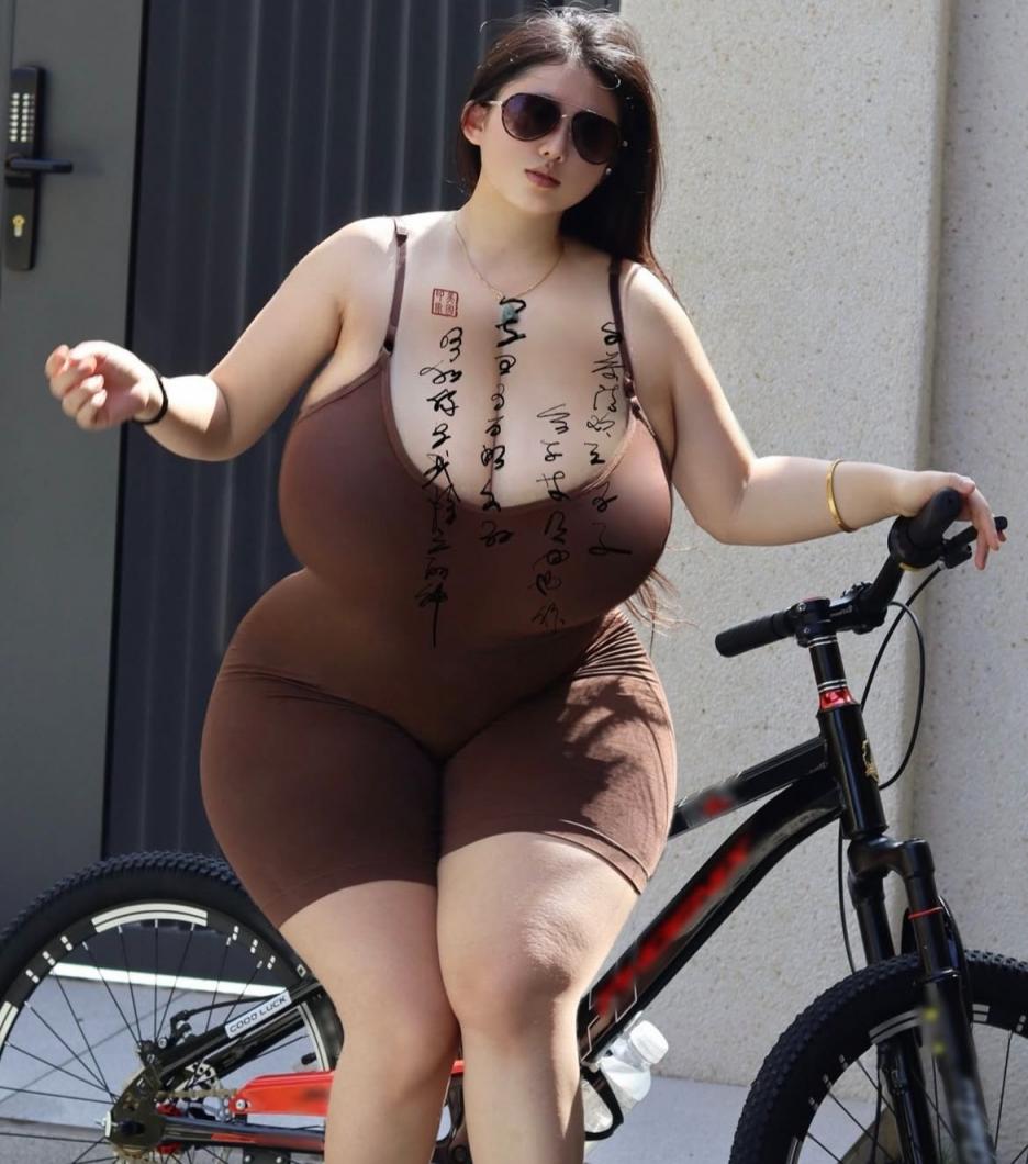 XXXXL的国女——皮神pisheneva（一）