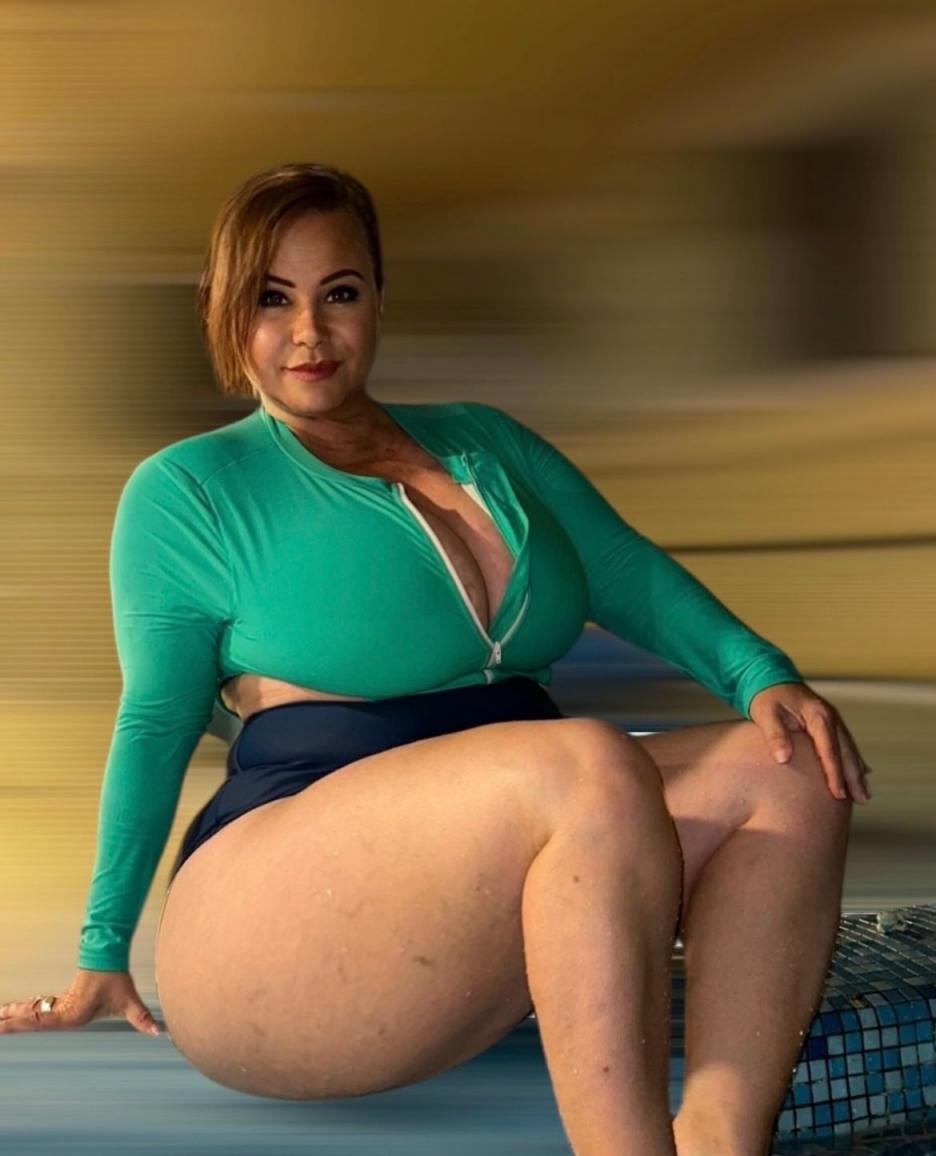 欧美五十路熟妇，丰美摄人心魄