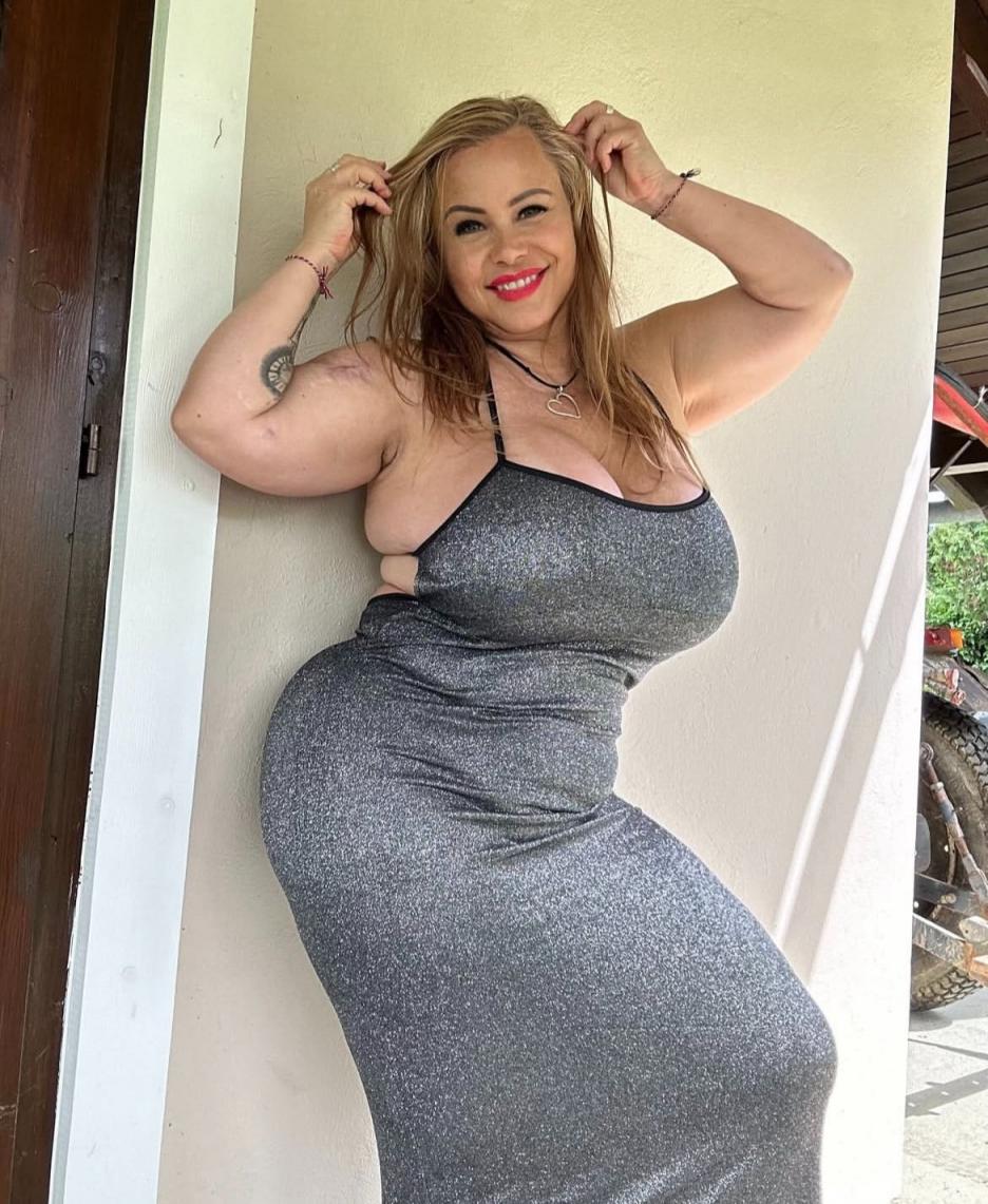 欧美五十路熟妇，丰美摄人心魄