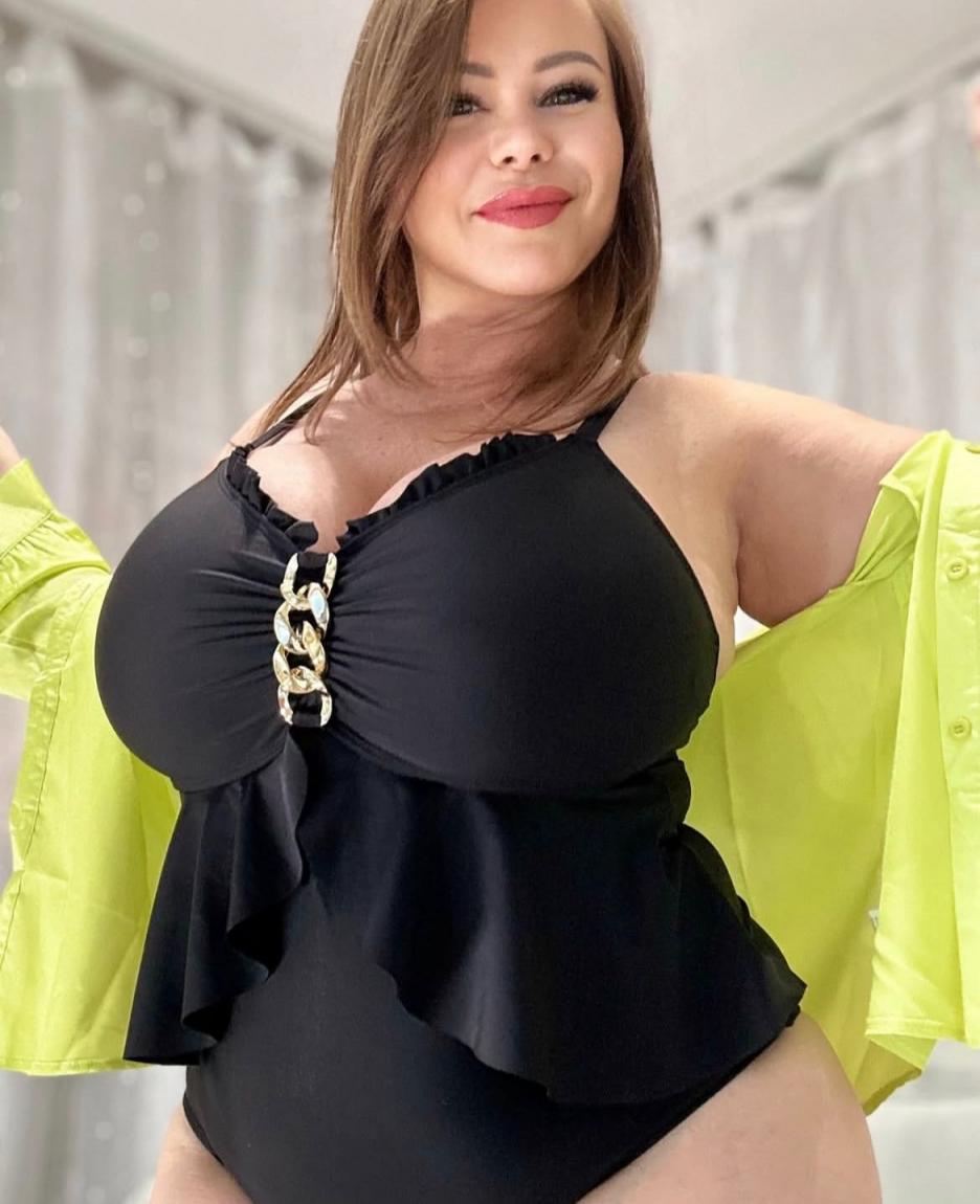 欧美五十路熟妇，丰美摄人心魄