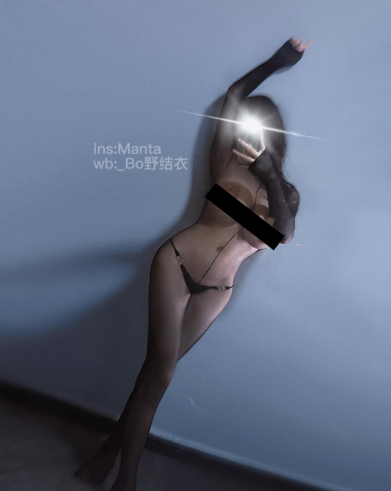 童颜巨乳 网红娃娃脸却有F杯大奶——Manta