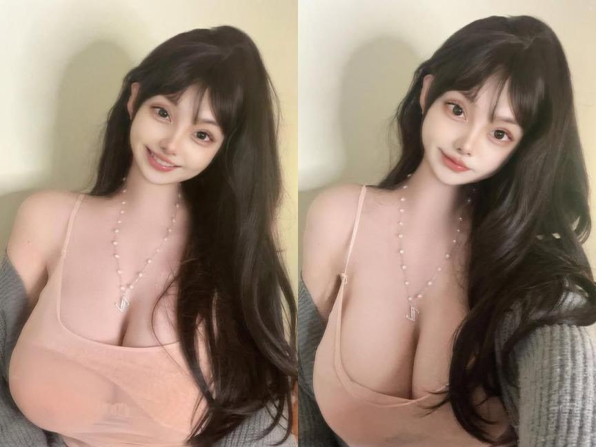 童颜巨乳 网红娃娃脸却有F杯大奶——Manta