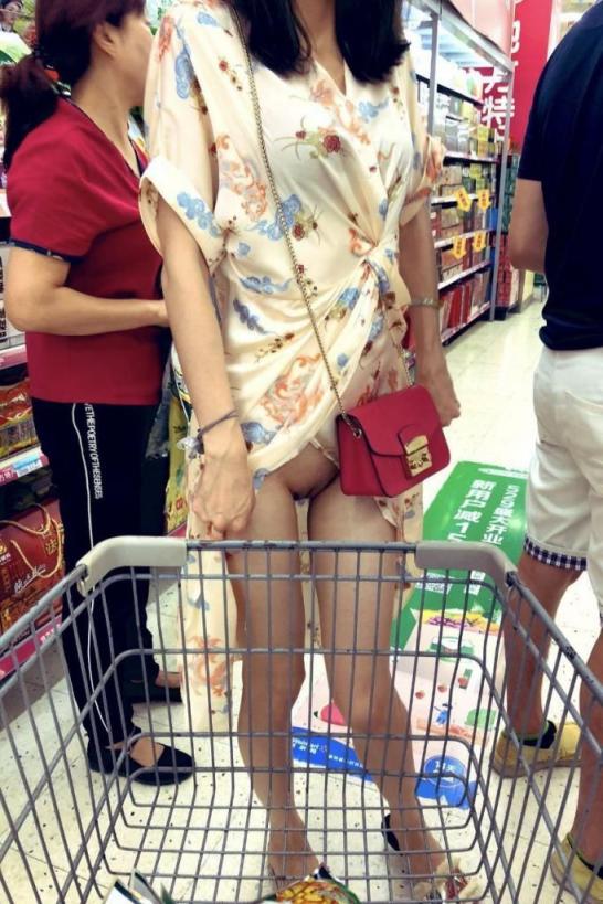 搜集的妹子图片-出去走走