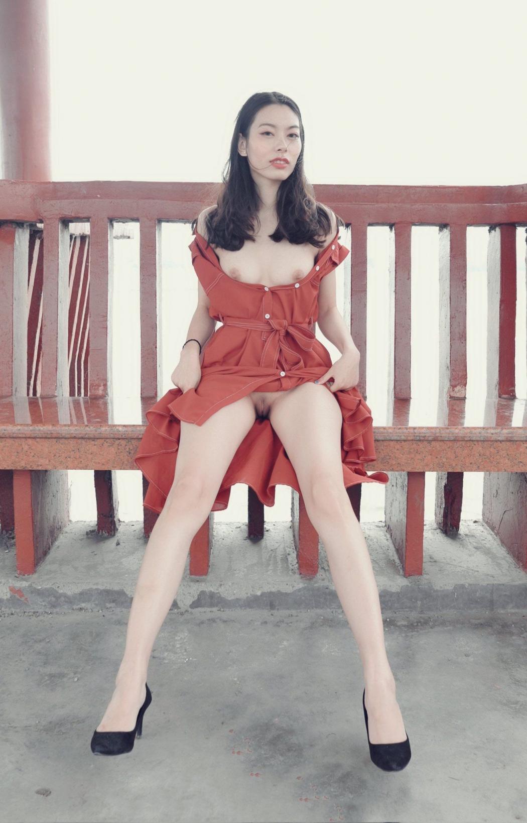 搜集的妹子图片-户外