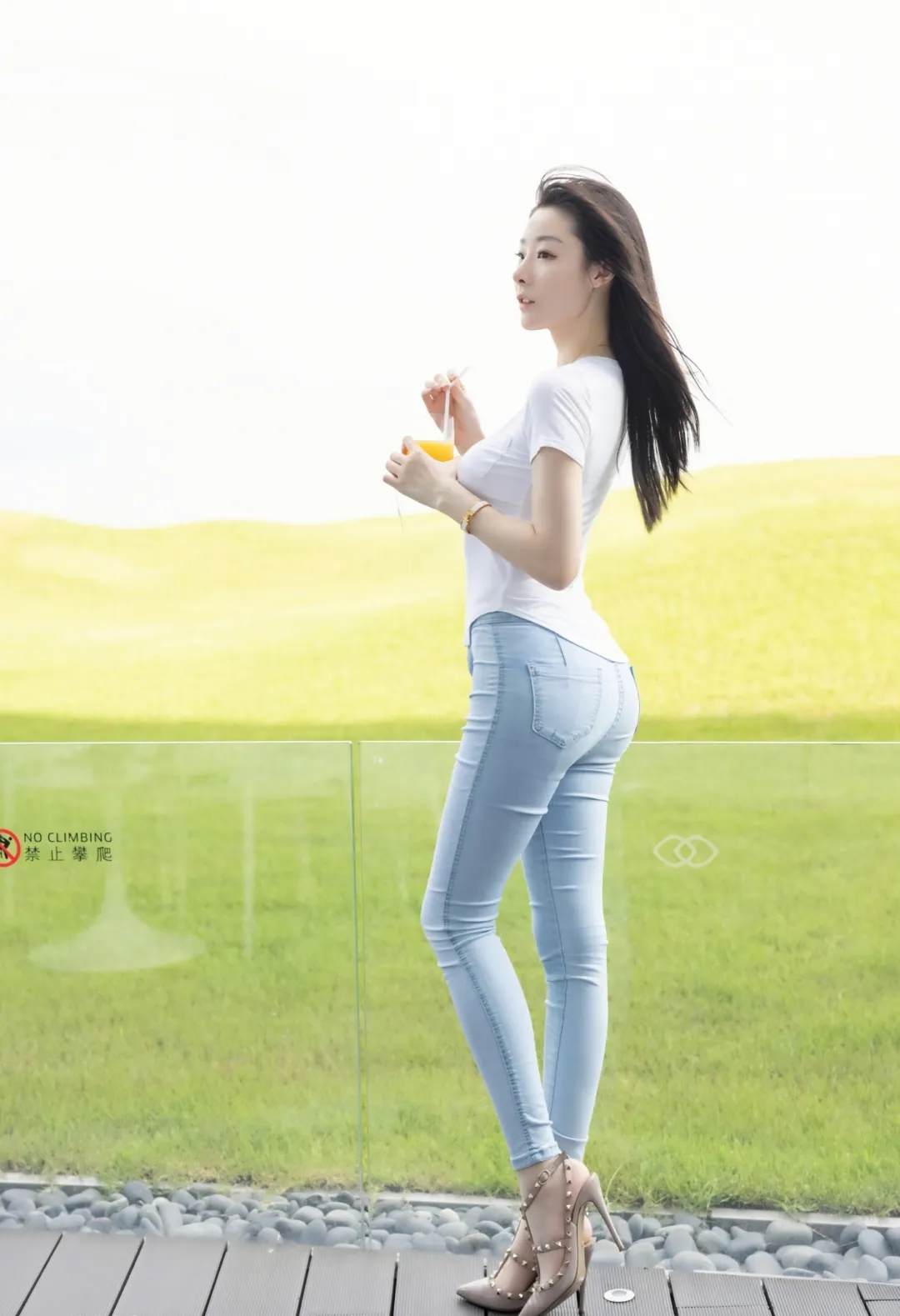 高颜值美女小姐姐