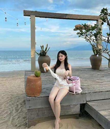 清纯or性感？你喜欢哪款