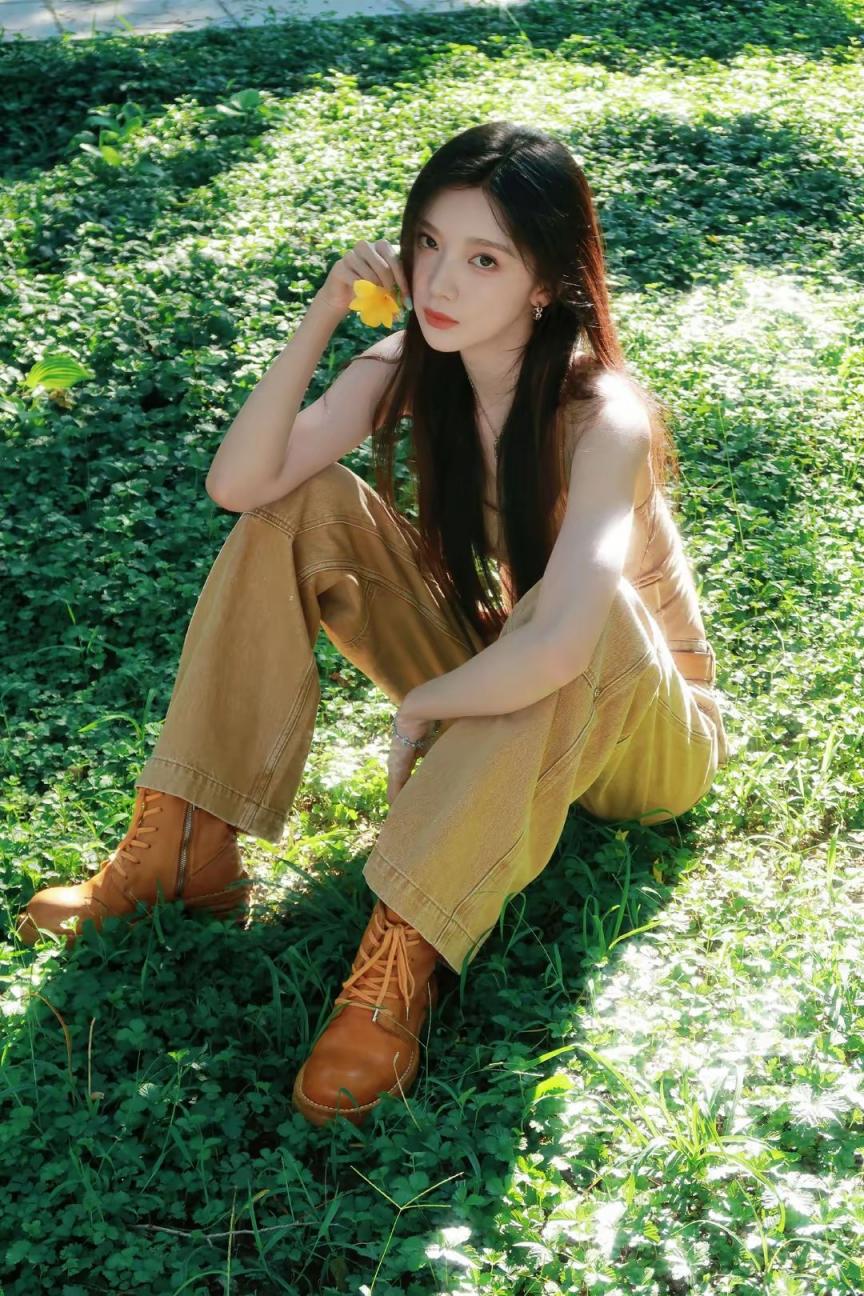 清纯or性感？你喜欢哪款