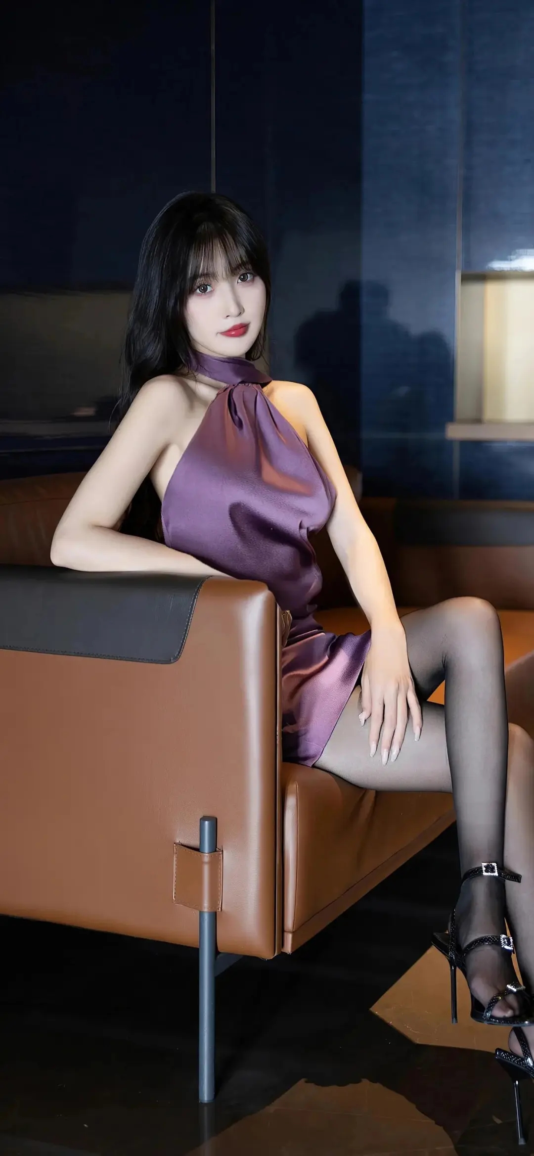 艳光四射的黑丝美腿，魅惑美艳，不可方物