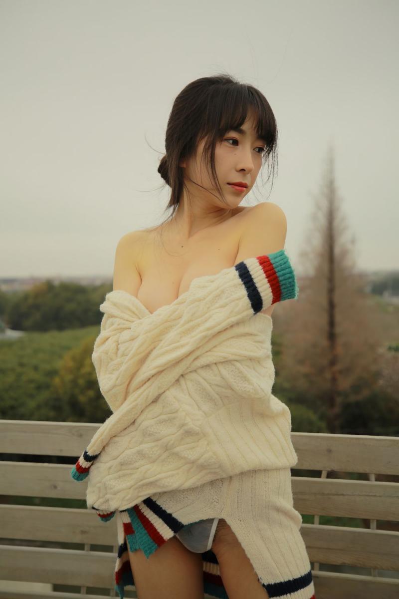 长腿靓丽苗条妹子