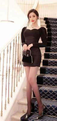 撩人御姐美腿诱惑释放