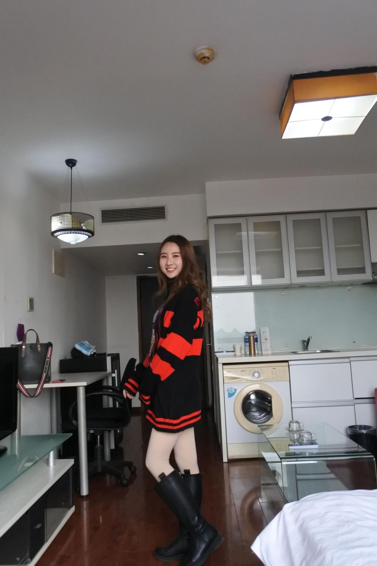 良家肉丝厚打底非常的诱惑