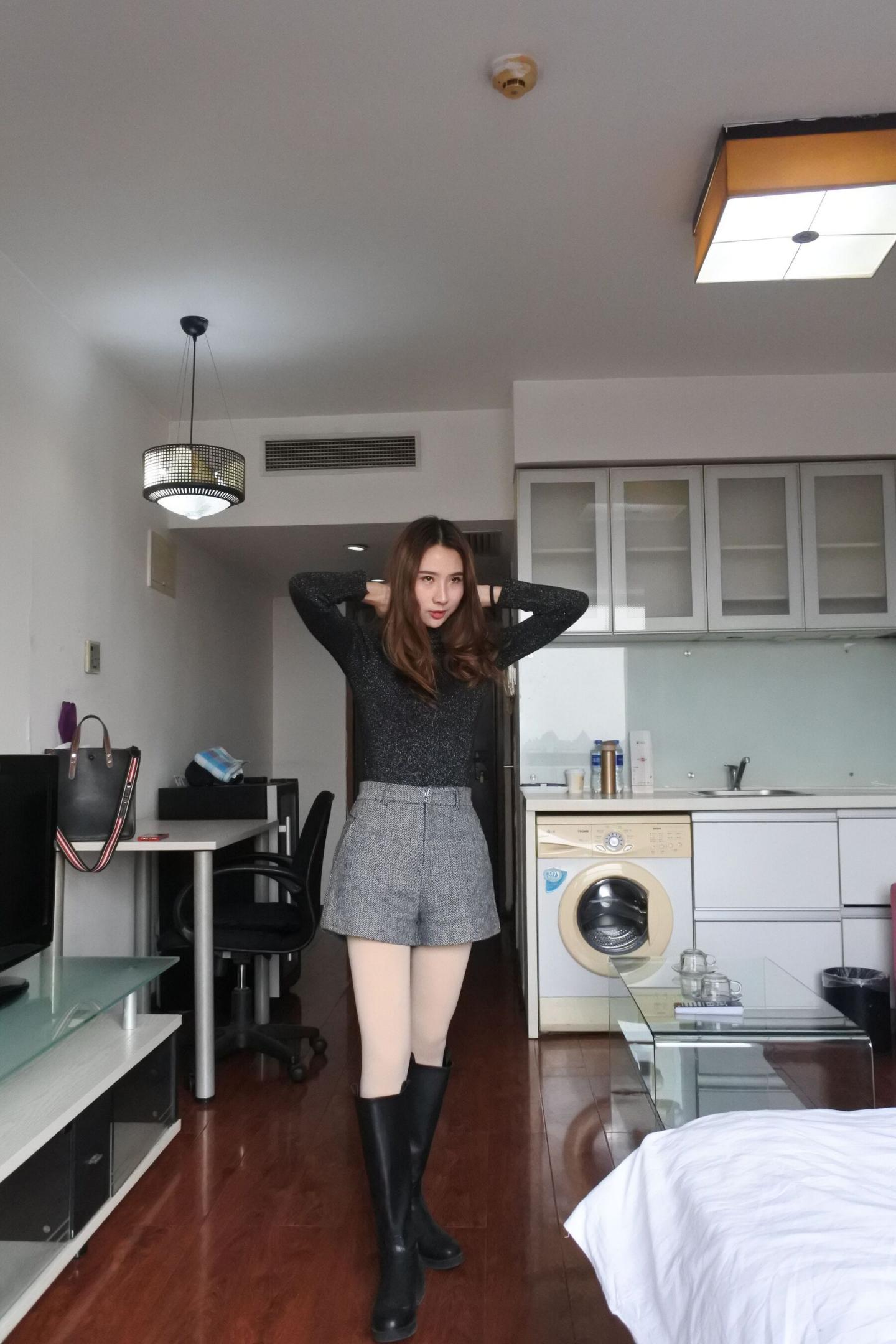 良家肉丝厚打底非常的诱惑