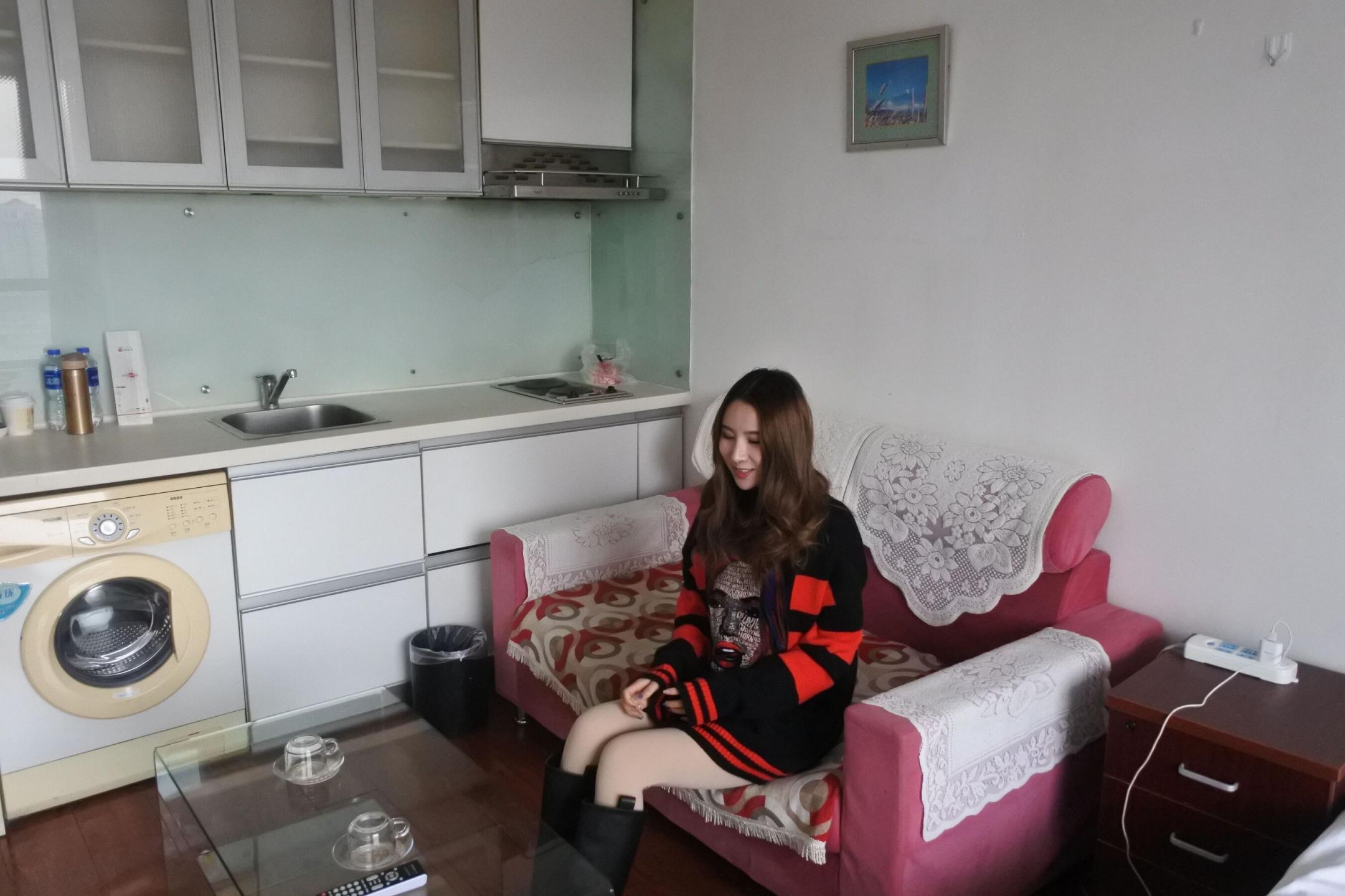 良家肉丝厚打底非常的诱惑