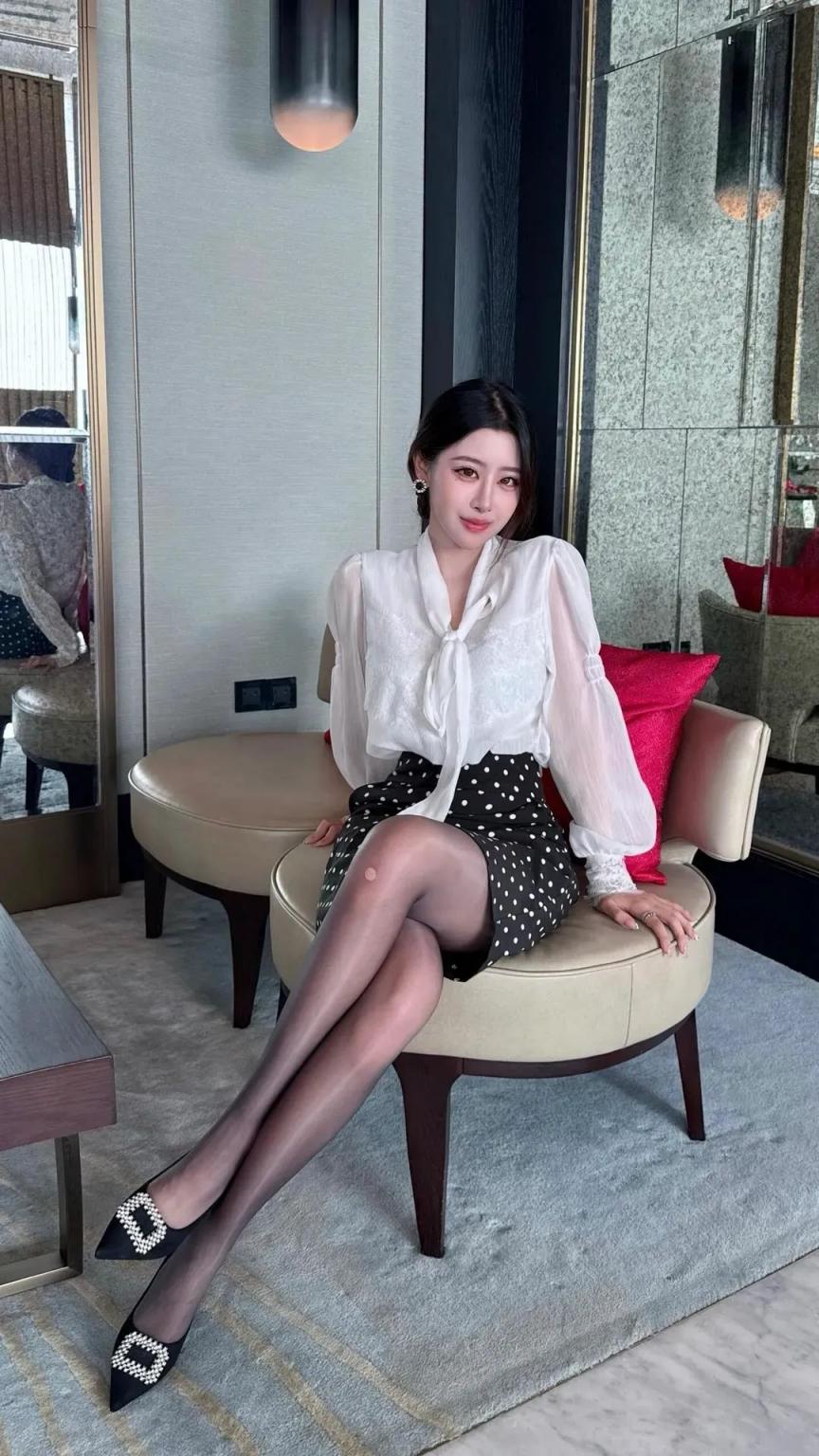 身材高挑的小姐姐