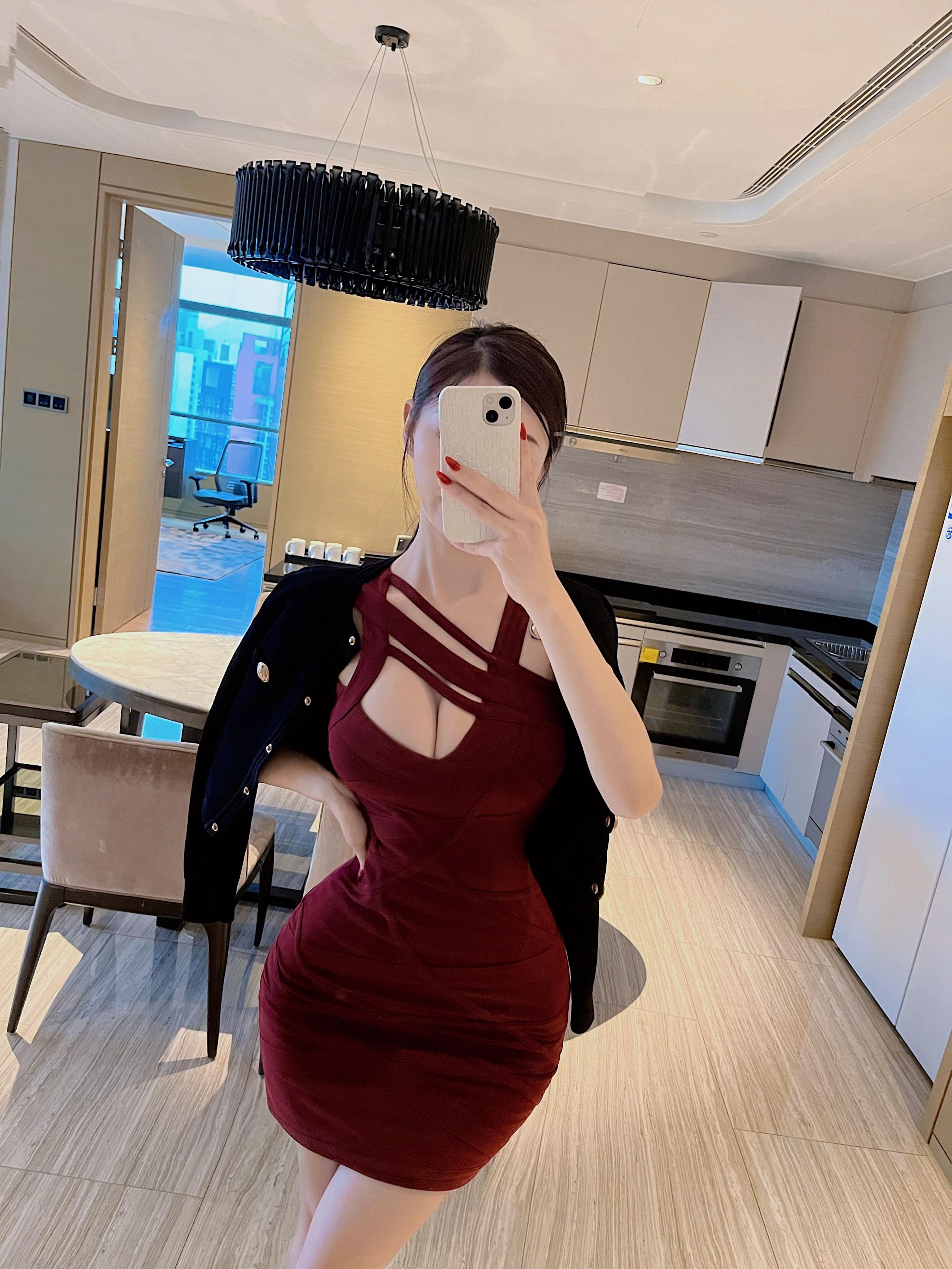 看看小杨大屁股