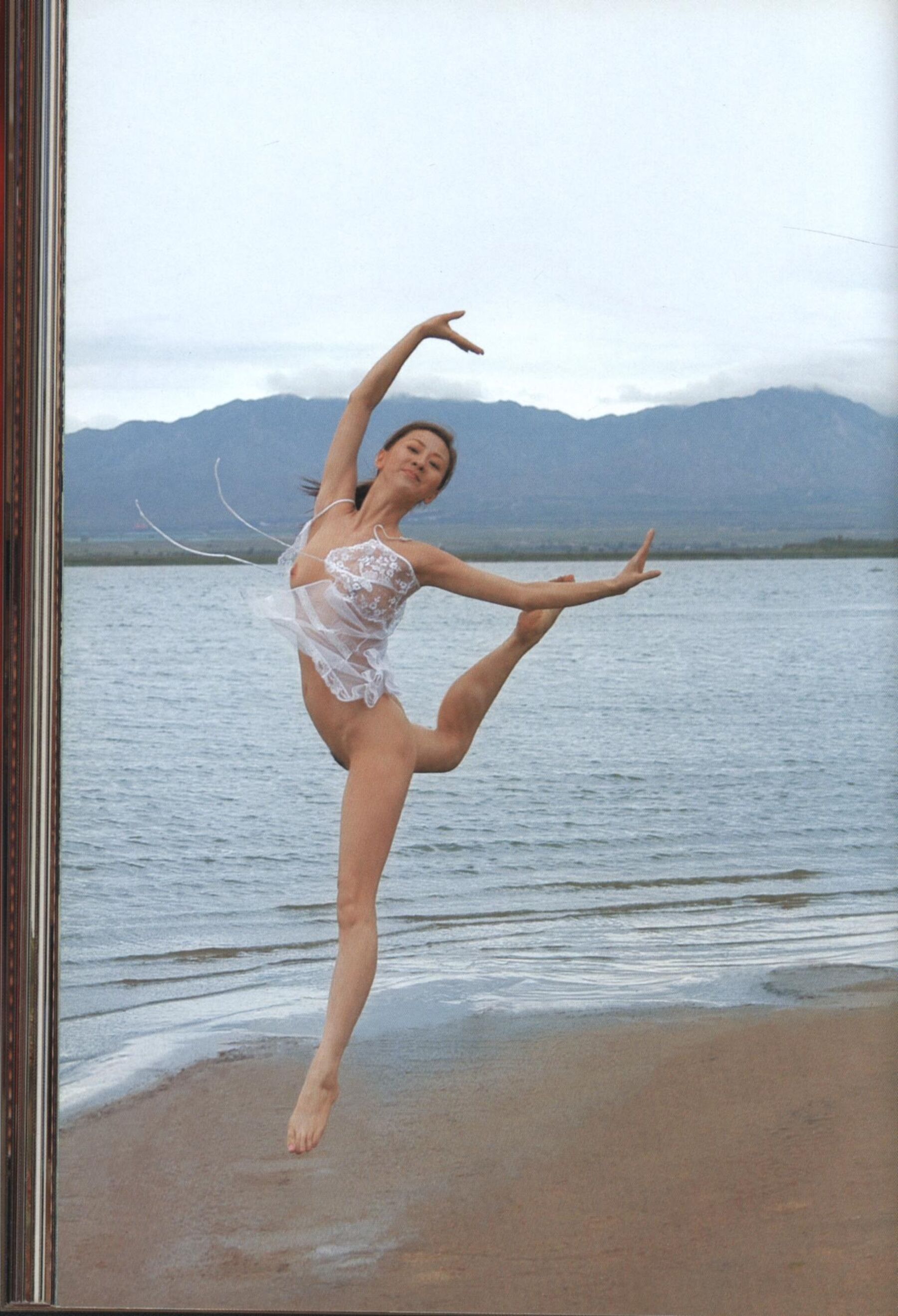 国模开山鼻祖汤加丽