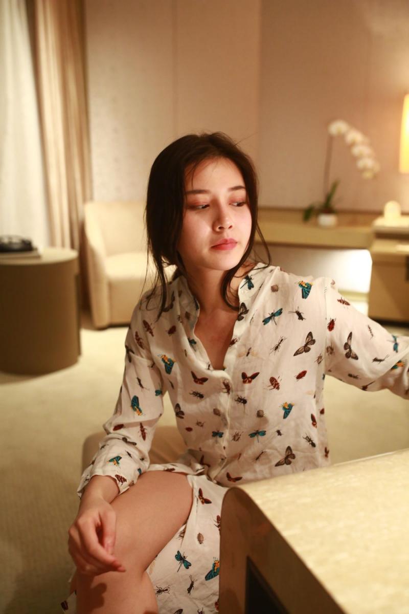 睡衣妹子看上去超纯