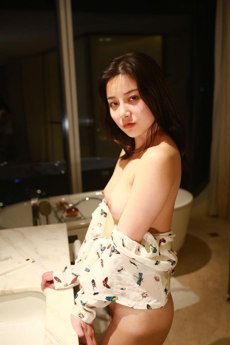 睡衣妹子看上去超纯