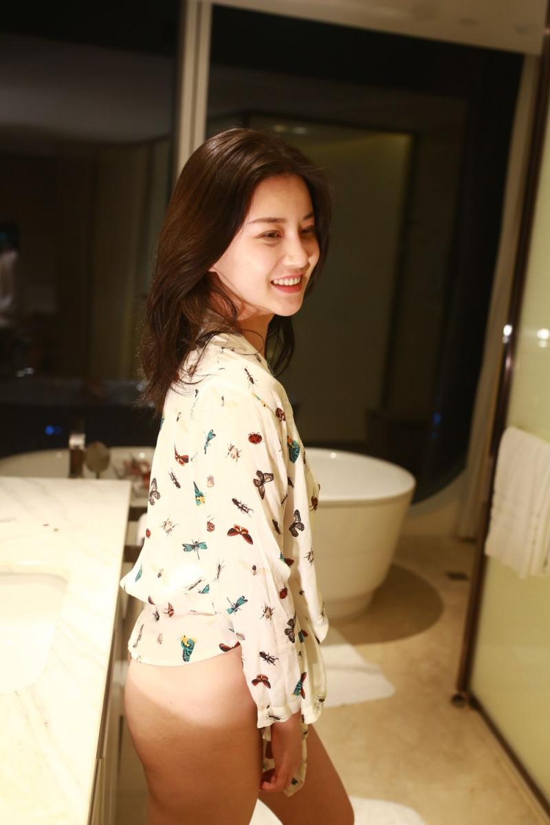 睡衣妹子看上去超纯