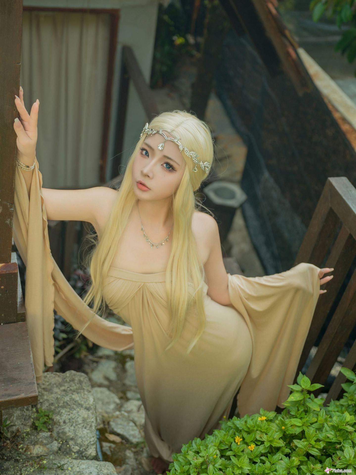 性感美图 绿野诱惑