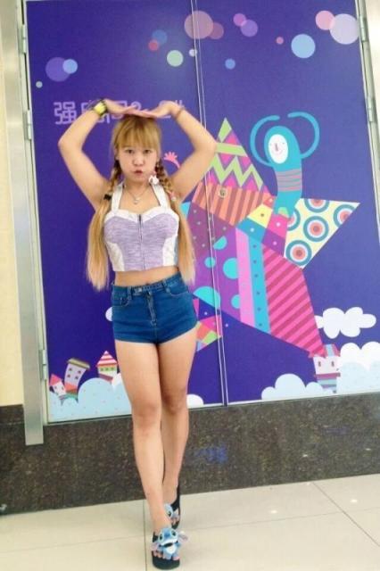 搜集的妹子图片-谁家的小女友