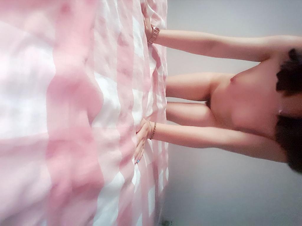 搜集的妹子图片-美女的嫩穴嫩肉嫩乳