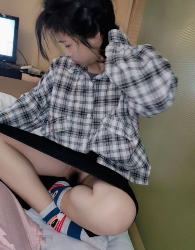 搜集的妹子图片-奶与穴