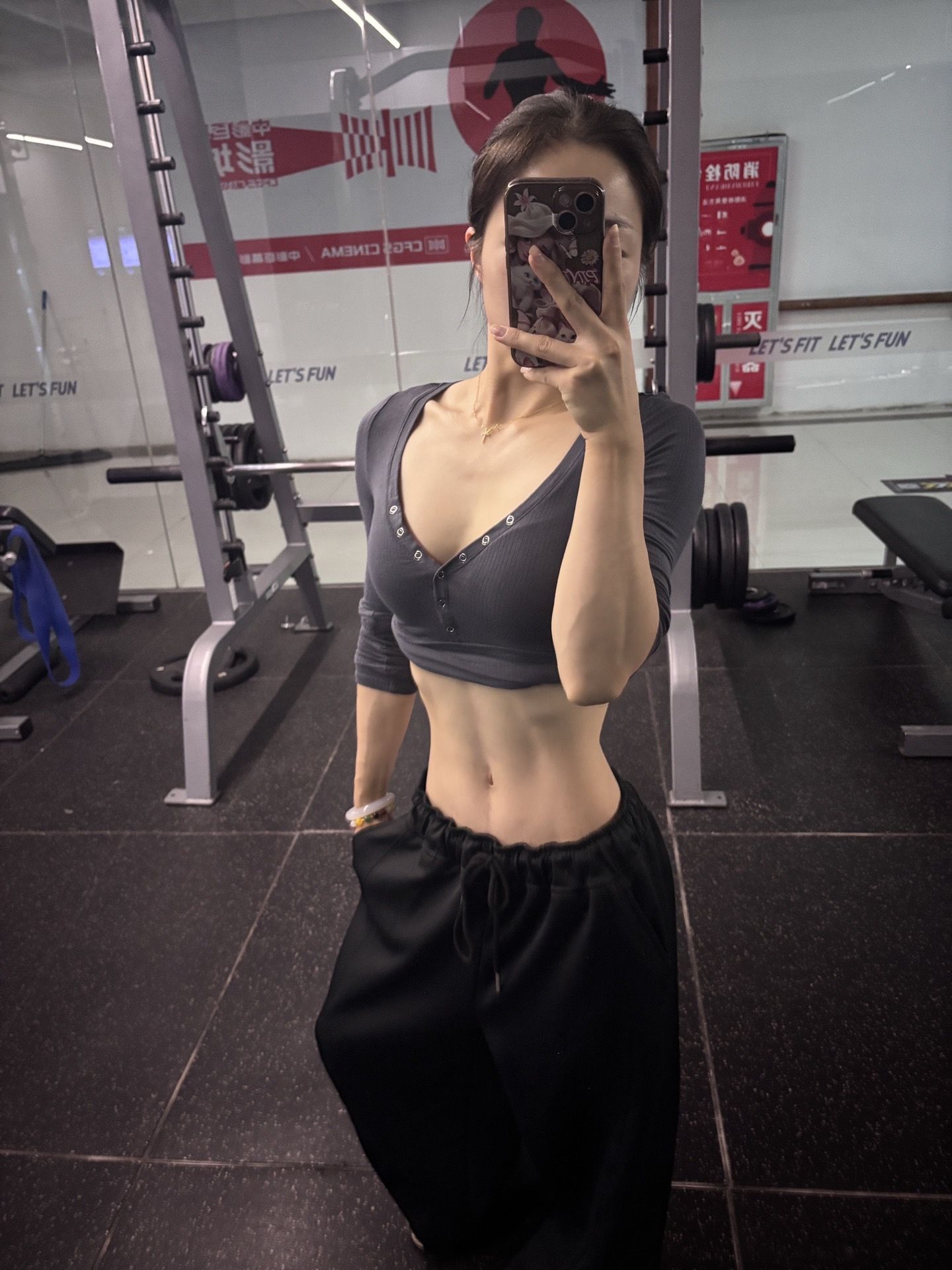 瑜伽裤确实好看