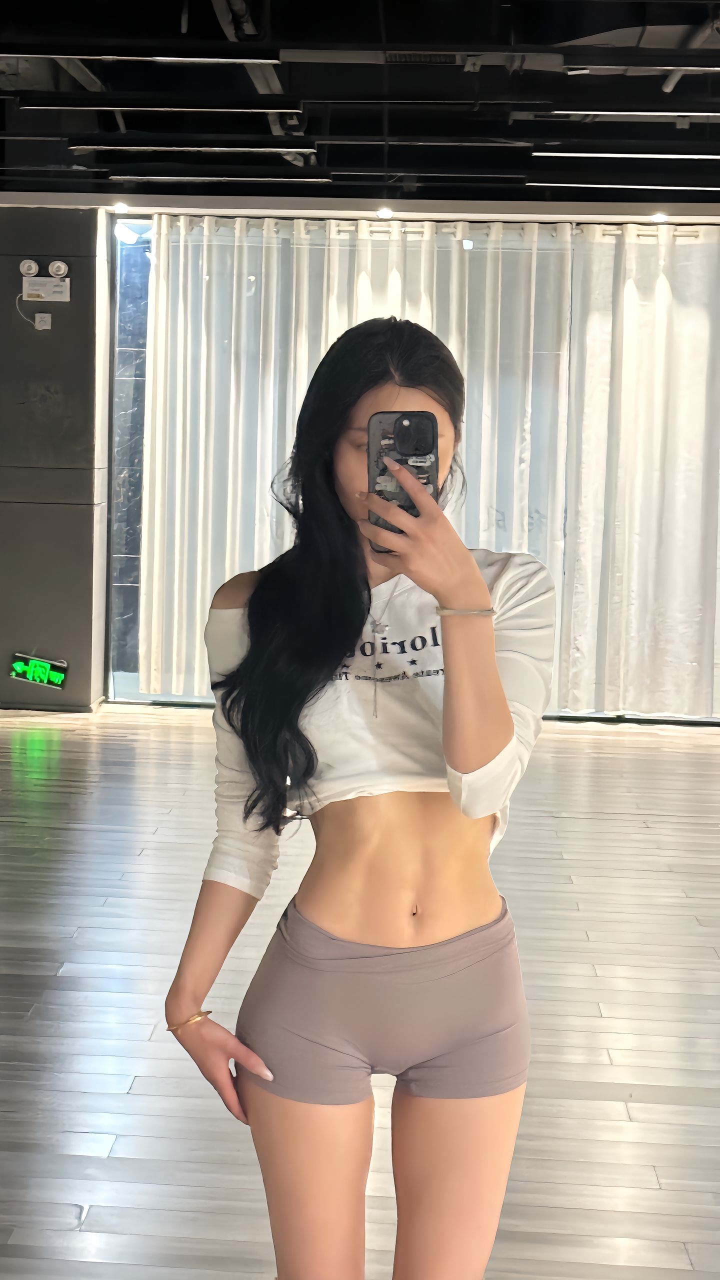 瑜伽裤确实好看