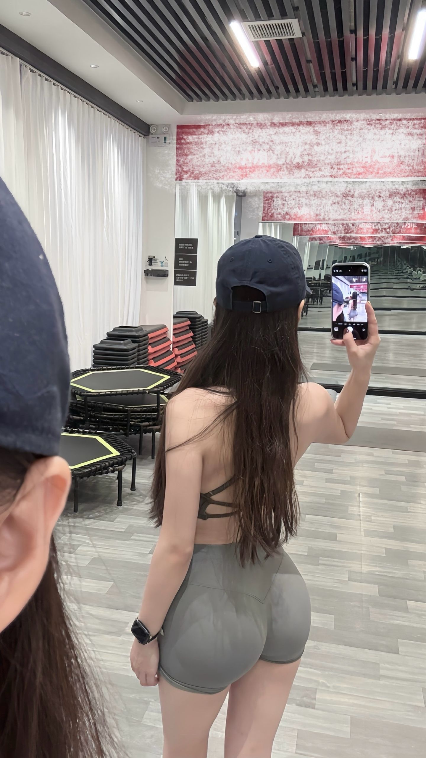 瑜伽裤确实好看