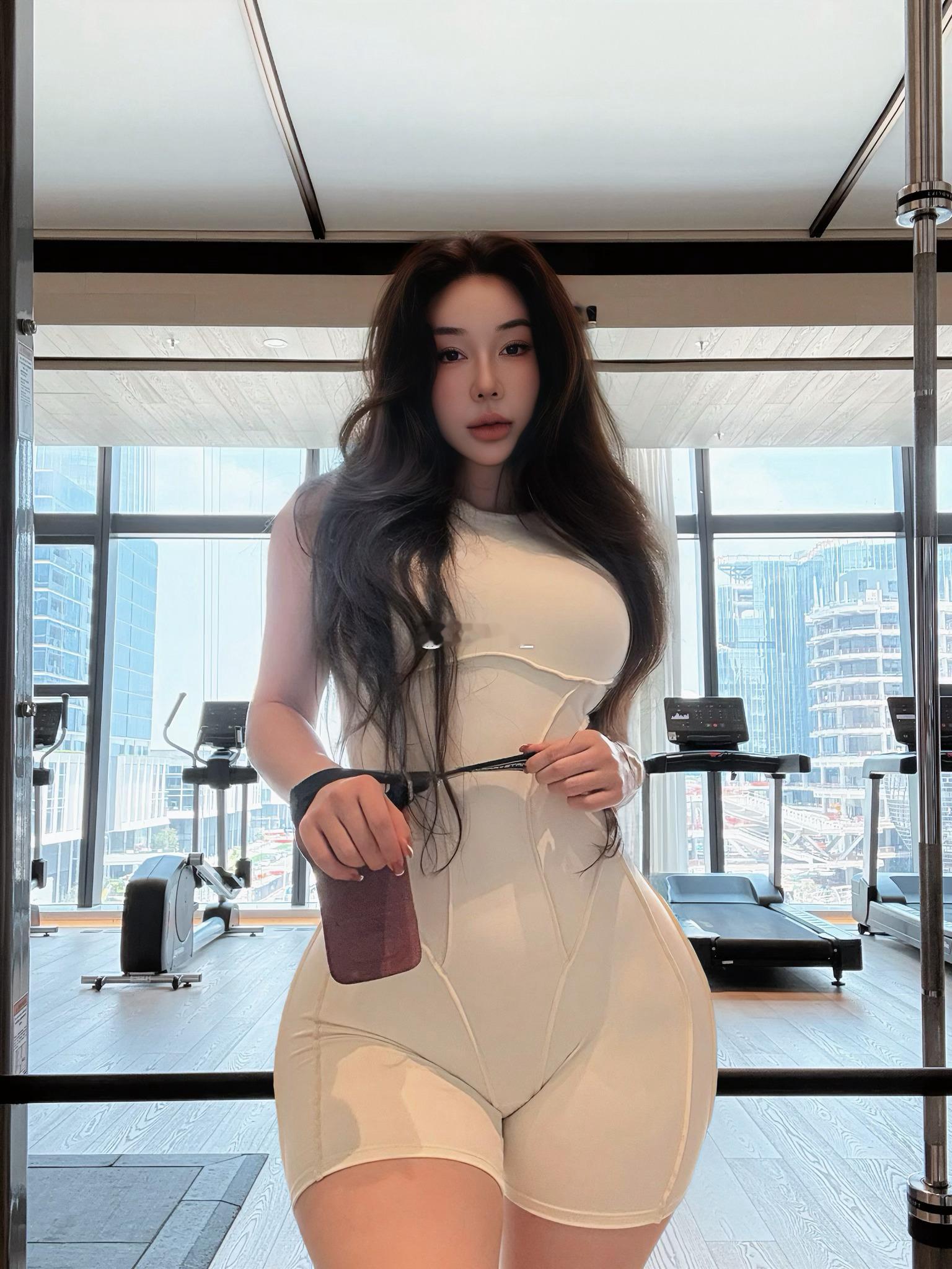 瑜伽裤确实好看