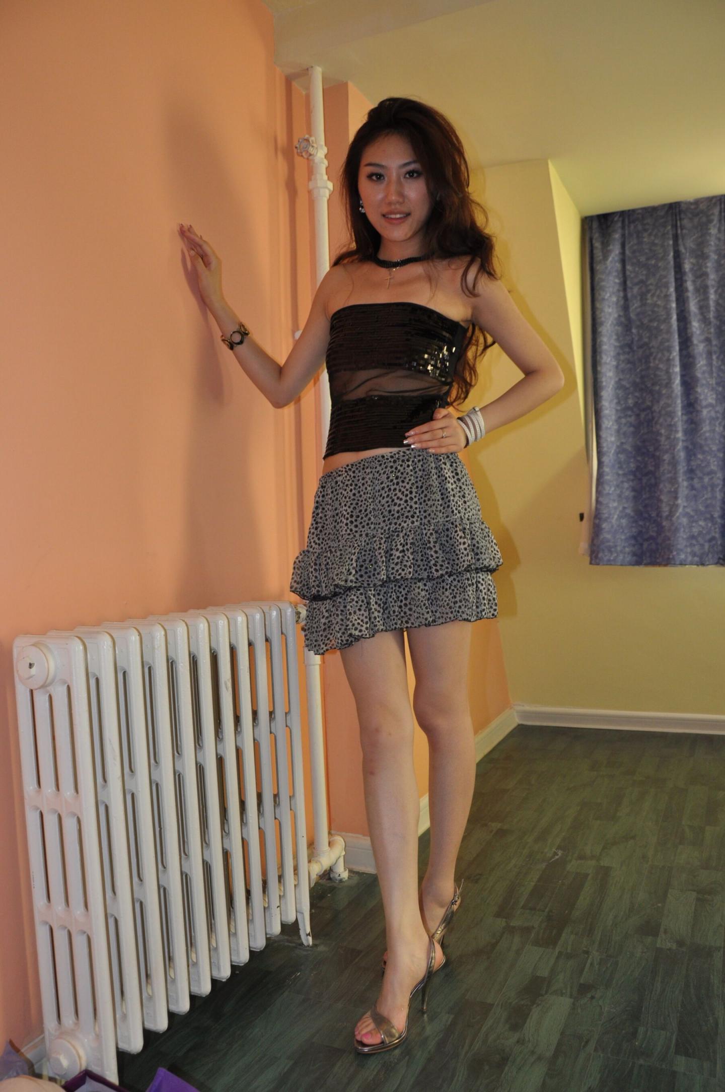 小姐姐看起来很纯欲呢