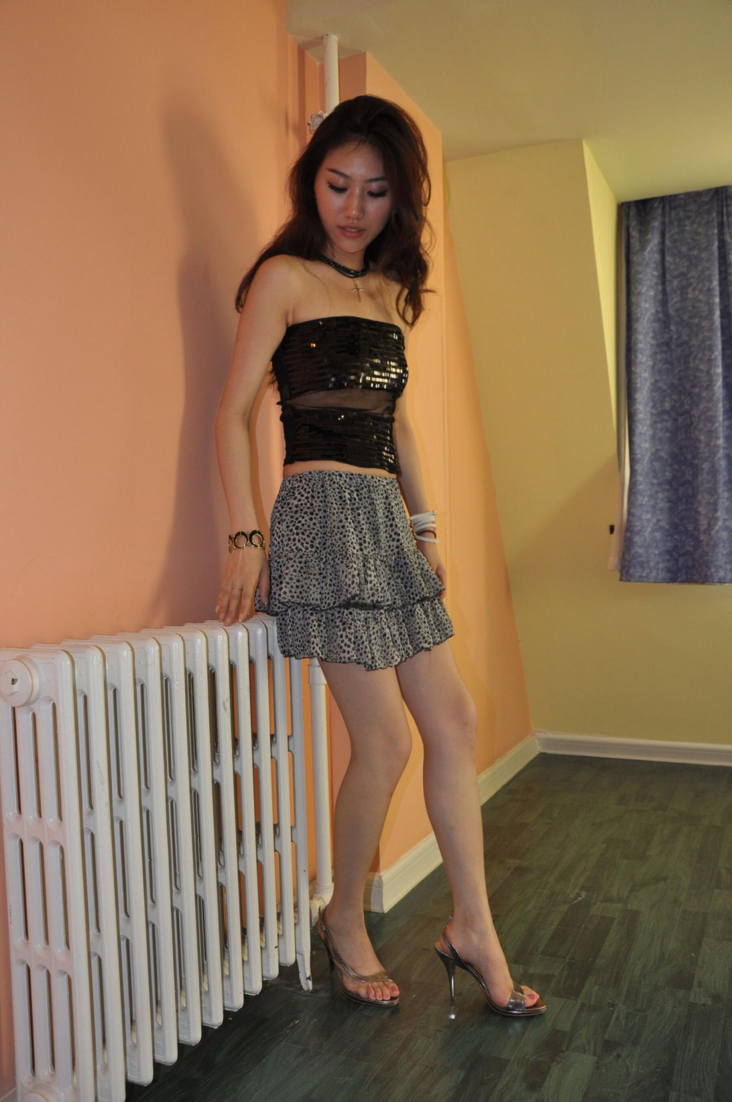 小姐姐看起来很纯欲呢