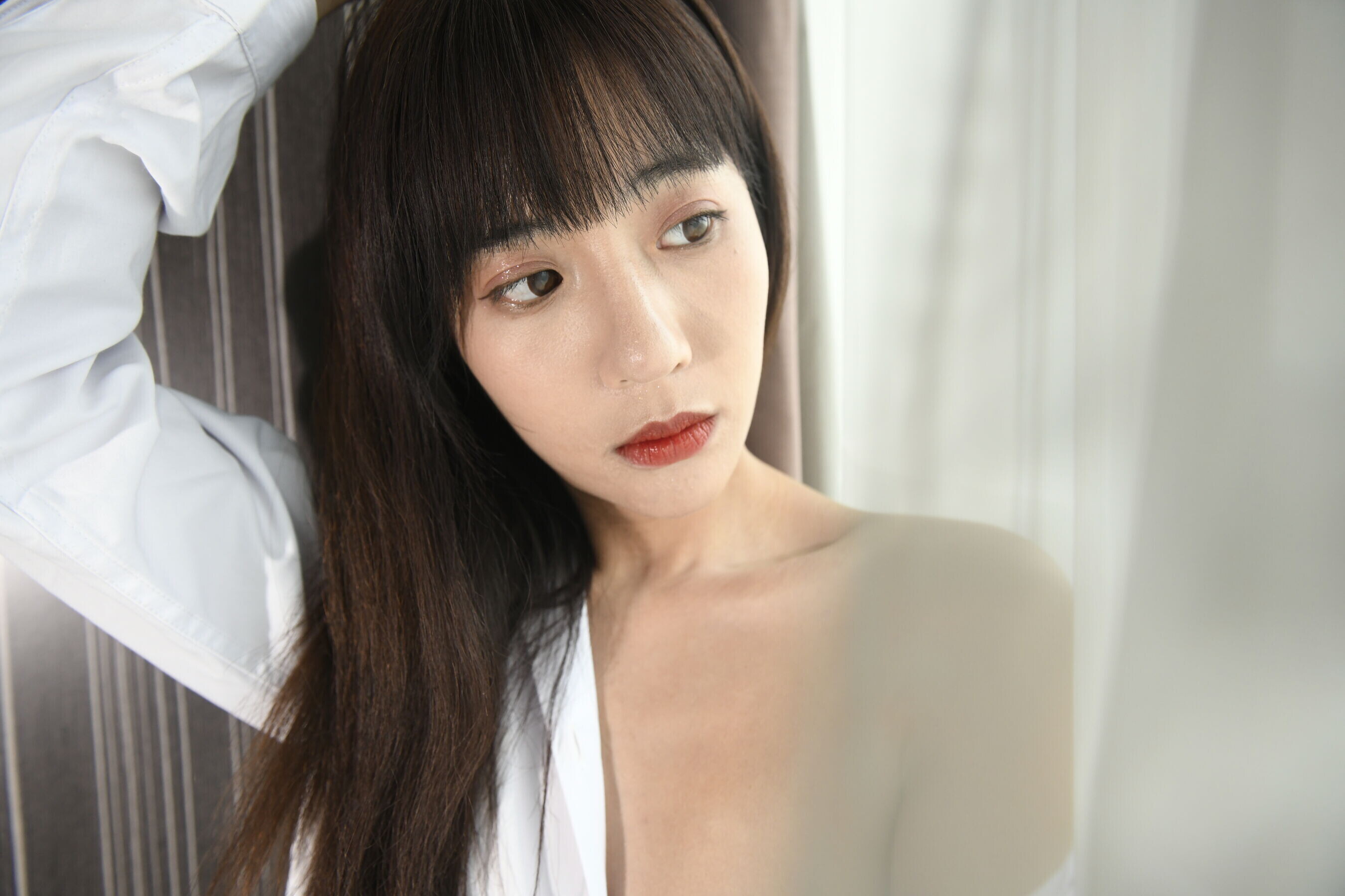 国模怜月大尺度人体私拍套图 20251030