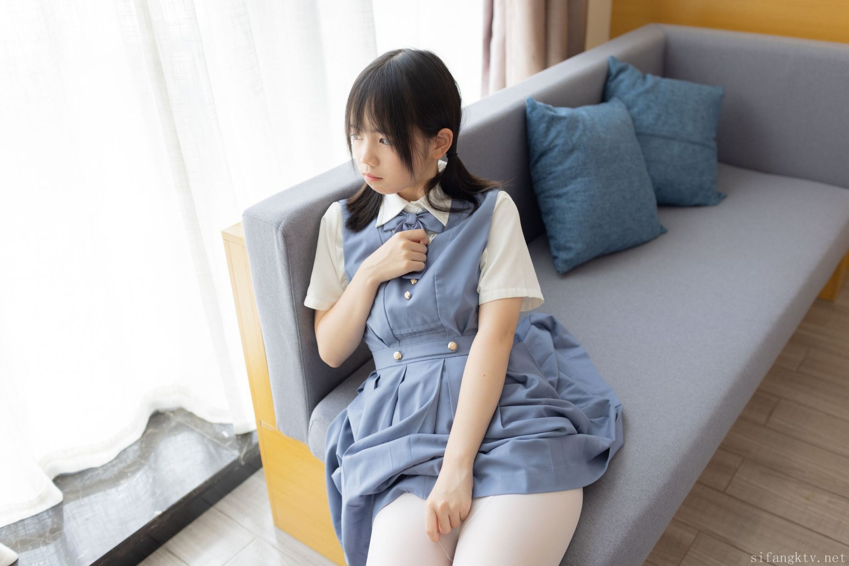 少女秩序-国模小鱼私房写真