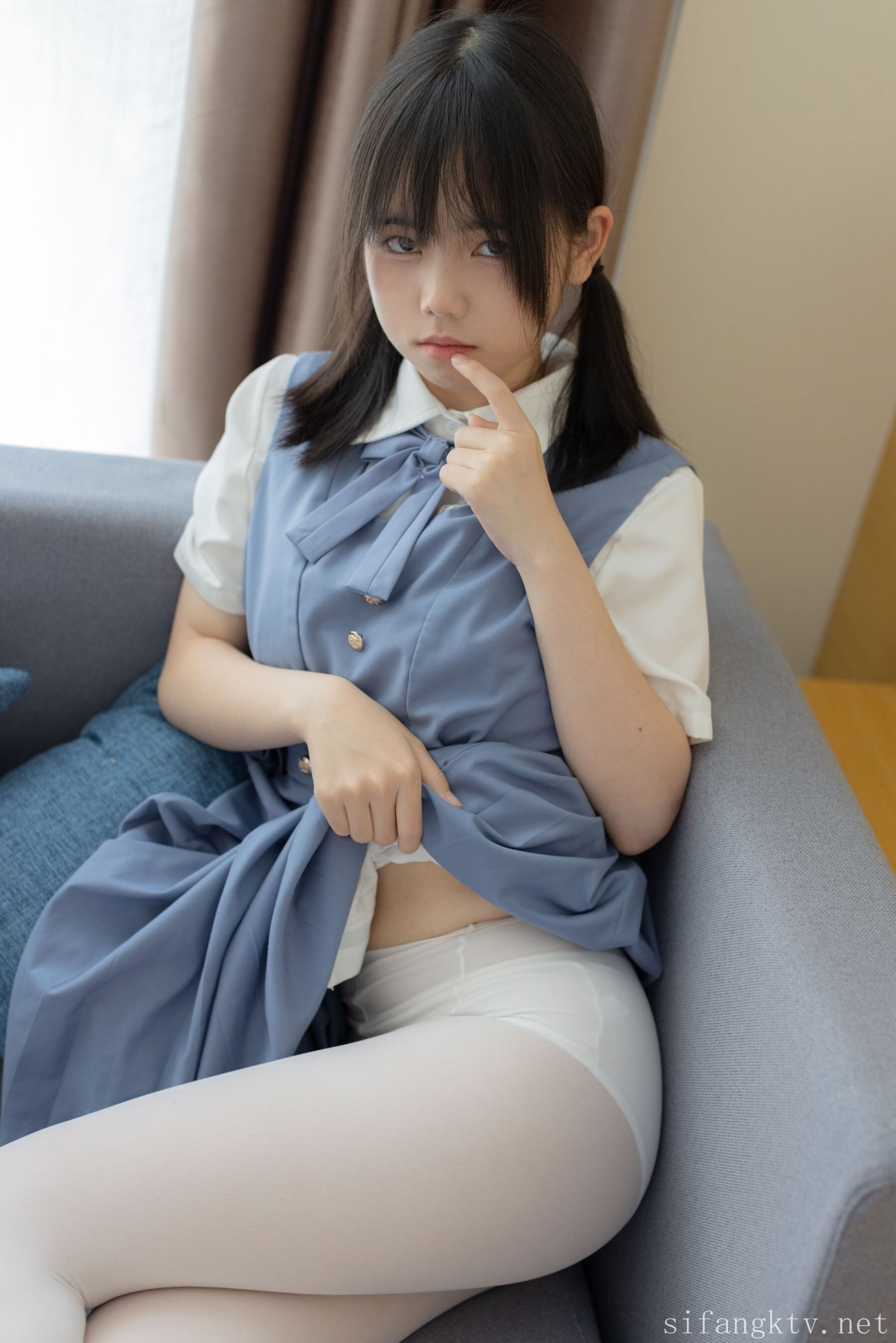 少女秩序-国模小鱼私房写真