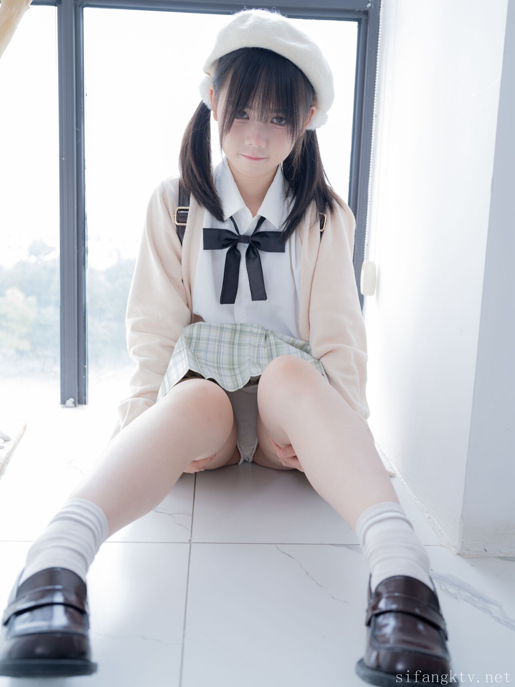 少女秩序-国模小鱼私房写真