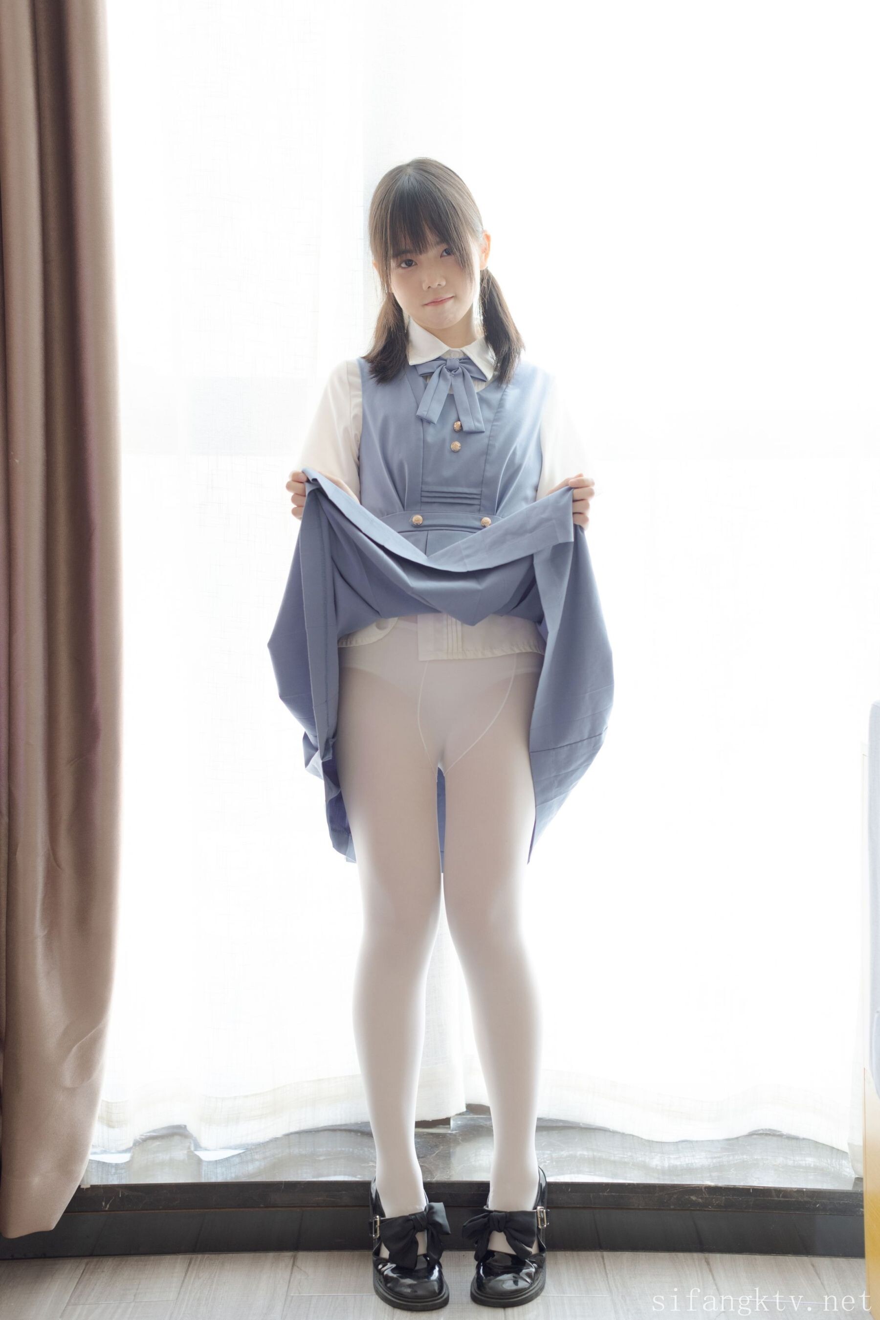 少女秩序-国模小鱼私房写真